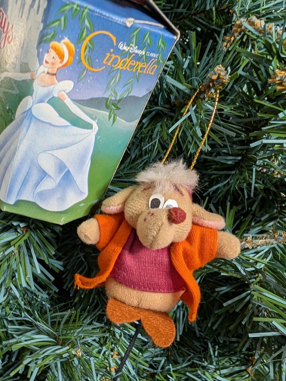 Vtg 1987 McDonalds Happy Meal Toy Disney’s Cinderella Jaq Mouse Plush Ornament